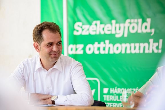 Antal Árpád: több sebből vérzik a közigazgatási berendezkedés, de átszervezés belátható időn belül nem valósul meg