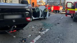 FRISSÍTVE – Súlyos baleset Kolozsváron: négy autó ütközött össze