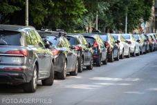 Tervezet: online is lehetővé válhat a gépkocsik forgalomba helyezése és kivonása