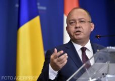 Aurescu: Románia fenntartások nélkül támogatja Ukrajna területi egységét