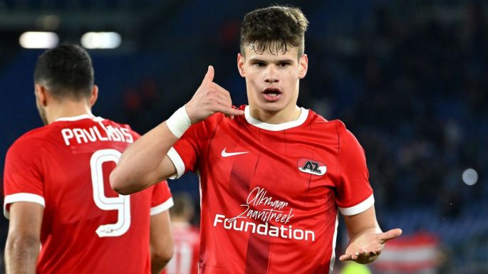 Édesapja szerint mind az öt topligából érdeklődtek Kerkez Milos iránt