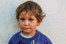 Újabb szegénységi bizonyítvány: sok gyerek nélkülöz