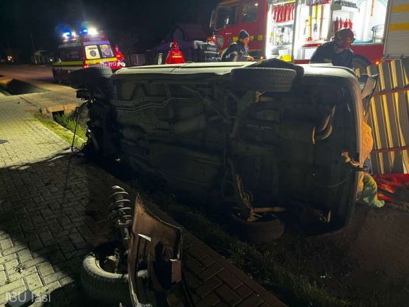 Lopott autóval balesetezett három Iași megyei fiatal