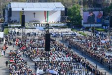 FRISSÍTVE - Ferenc pápa Jézus küldetéséről beszélt a Kossuth téri szentmisén