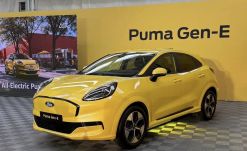 Bemutatták az első Romániában gyártott elektromos autót