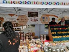 Hargita megye: a méztermés jónak bizonyult, de az árakkal nincsenek megelégedve a méhészek