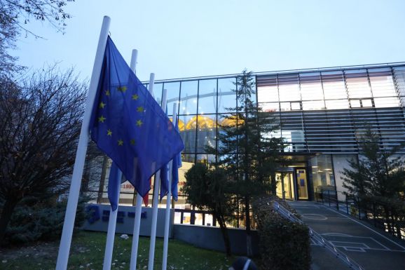 Románia jövője Európában van – a futballszövetség elnöke üzent a választások előtt