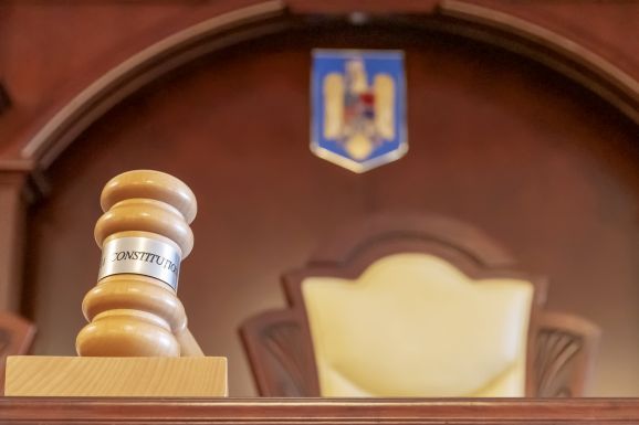 Példátlan: informális ülést tart pénteken az Alkotmánybíróság – Mégis érvényteleníthetik az államelnök-választásokat?