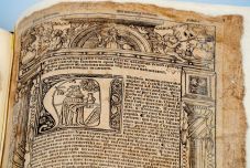 Egy ötszáztíz éves könyv a hónap tárgya a Csíki Székely Múzeumban