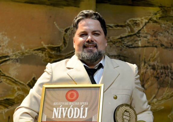 Rangos elismerés: nívódíjjal tüntette ki Pataki Adorjánt a Kolozsvári Magyar Opera