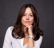 „Könnyebben fejezem ki magam képekben, mint bármi másban” – Csíkszeredai operatőr nyerte el a Velencei Filmfesztivál Valentina Pedicini-különdíját (INTERJÚ)