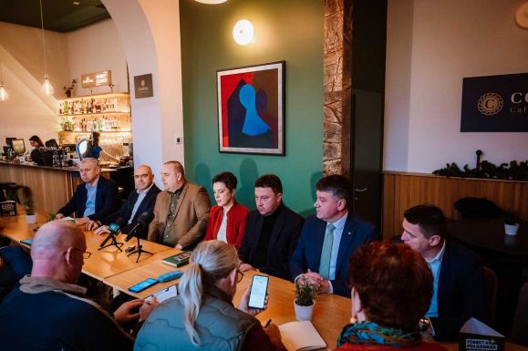 Húsz év után hat RMDSZ-es képviseli Maros megyét a parlamentben