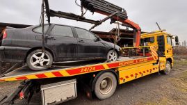 Sepsiszentgyörgyön sok, közterületen álló roncsautót szállítottak el