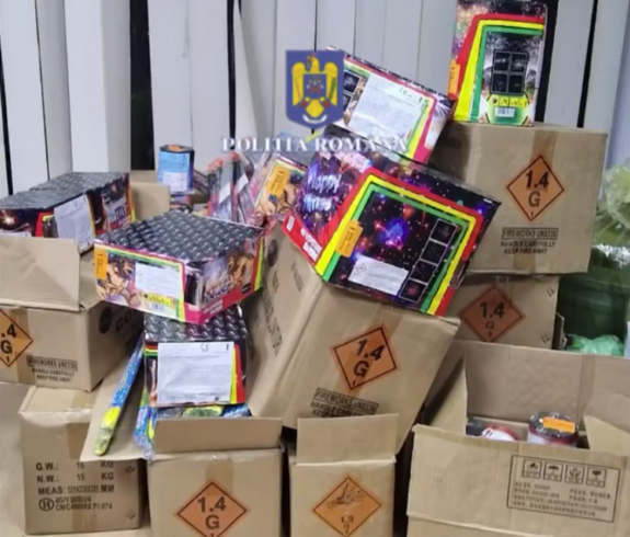 Több tonnányi pirotechnikai eszközt foglalt le a rendőrség