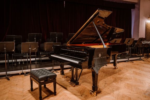 A New York-i Carnegie Hallban lévőhöz hasonló zongorát vásároltak a marosvásárhelyi filharmóniának