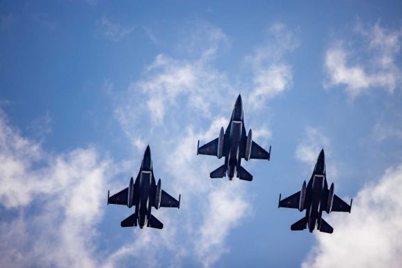 Figyelmeztet a védelmi minisztérium: újraindult a félrevezetés