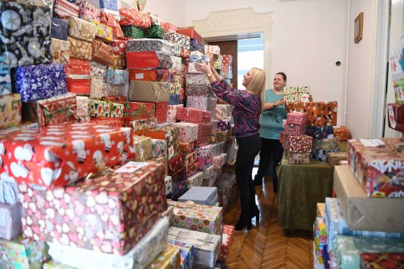 Ünnepi jótékonykodás – Kinek és hogyan adományozzunk?