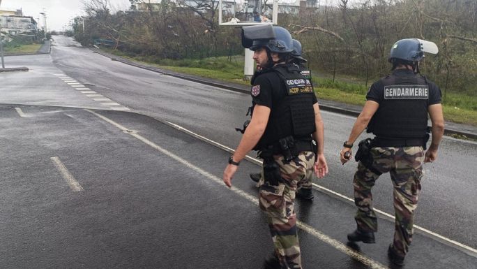 Lelőttek öt embert Franciaországban