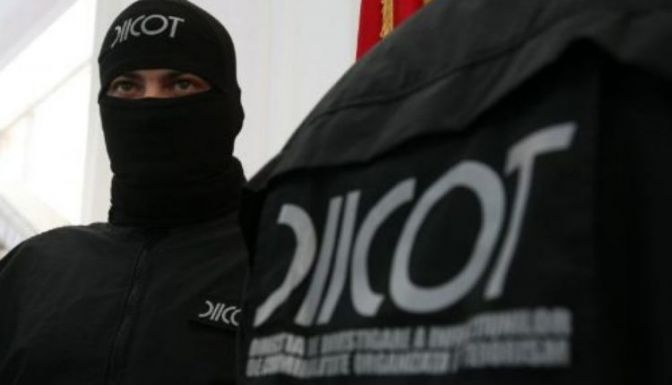 Razzia: közel 70 házkutatást tartanak bűnözői csoportok létrehozása és embercsempészet miatt
