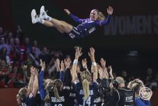 Női kézi: a norvégok könnyedén legyőzték a dánokat, tizedszer Európa-bajnokok