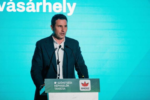 Tánczos Barna: nem akadtak el a kormánykoalíció-alakítási tárgyalások az USR-vel