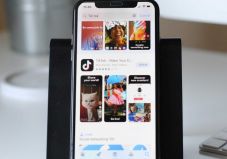 Nekimegy Ursula von der Leyen a TikToknak: hivatalos eljárást indított az EB