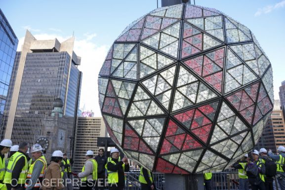 New York-i szilveszter: több mint egymillió embert várnak a Times Square-re