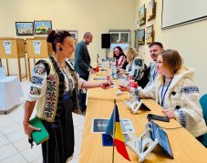 Olvasóink jelezték: külföldön nem minden turista tud szavazni