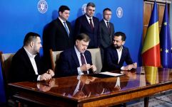 „Irreális pillanat”: aláírták a kolozsvári és a iaşi-i regionális kórházak építésére a szerződést