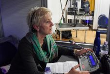 „Sosem volt gondom a román nyelvvel” – Szakmai titkokról és a román nyelv könnyű megtanulásáról Simon Judit tolmáccsal (INTERJÚ)