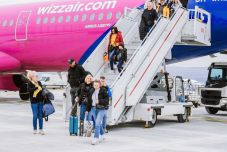 Új repülőgép-parkolóval bővült a kolozsvári légikikötő