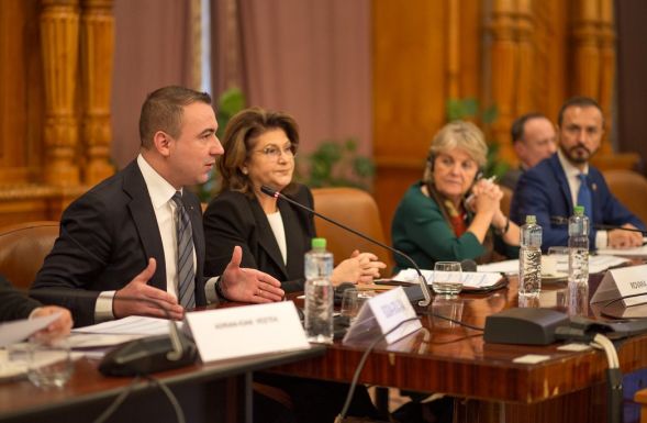 Két héten belül kiírnák a versenytárgyalást a kormányzati felhőre