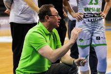 Kiáll edzője mellett a Sepsi-SIC: a Zoran Mikest ért vádak „több mint felháborítóak”