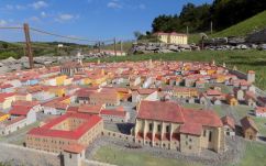 Tavaly mintegy 120 ezer látogatója volt a Mini-Erdély Parknak és a Bogárparknak