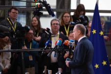 Tusk beszólt az amerikai republikánusoknak Ukrajna miatt