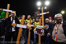 Botrány az AUR házatáján – szertefoszlik a jól működő pártgépezet mítosza