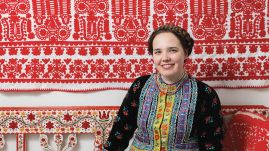 Holland Marcsi: „A magyar lelkem otthonra talált, szerelmes vagyok a magyar népi kultúrába”