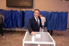 Független jelöltként indul Marosvásárhely polgármesteri tisztségéért a liberális párti szívsebész