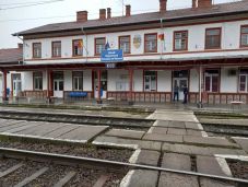Három erdélyi vasútállomást újítanak fel