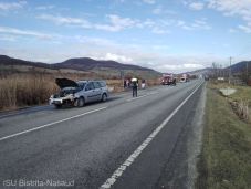 Két jármű ütközött, öt személy kórházba került