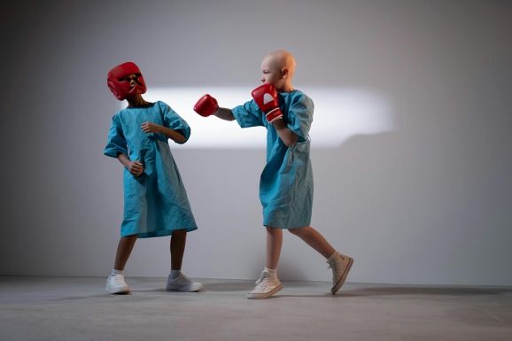 Gyermekrák Elleni Küzdelem Világnapja: Romániában évente ötszáz gyereket diagnosztizálnak rákkal