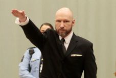 Breivik elvesztette a norvég állam elleni pert