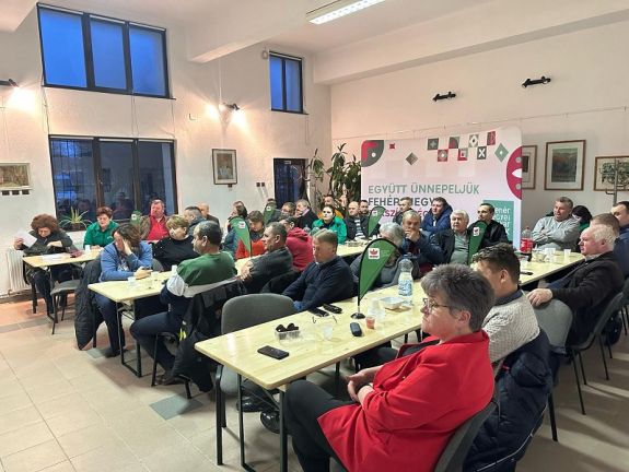 A „szuperstresszes” választási évről egyeztettek szórványban