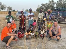 Kilenc országon utaztak át, sivatagban élő közösségeknek adományoztak a szatmári Szejke Vilmosék
