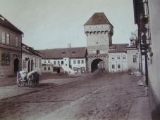 A középkori Kolozsvár újabb várfal-részletét találták meg a régészek