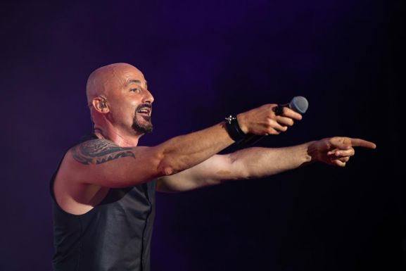 Dalt írt a Voltaj az olimpiai csapatnak