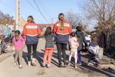 Tombol a szegénység az országban, a fiatalok helyzete a legsúlyosabb