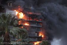 Pokoli tűzvész pusztít Valenciában, több ember meghalt (VIDEÓ)