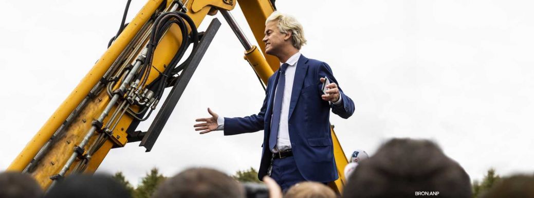 Hátat fordított a „béketábornak” a holland miniszterelnök-jelölt