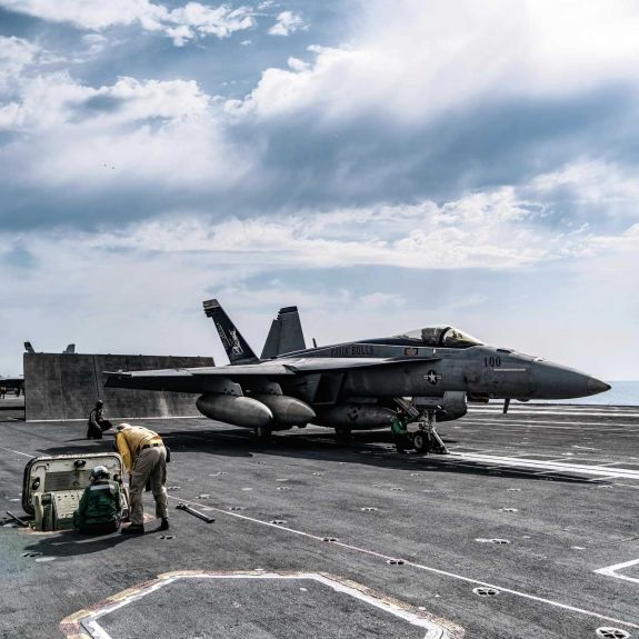 Újabb taggal bővül a NATO, hétfőn szavaznak Budapesten 